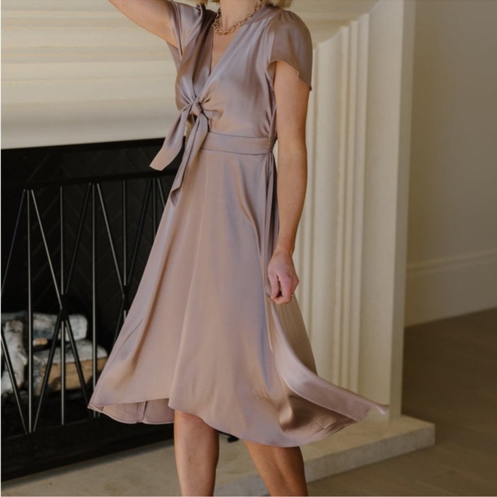 Baltic Born Women's Poppy Satin Midi Dress Autumn Orchid Size Medium Party